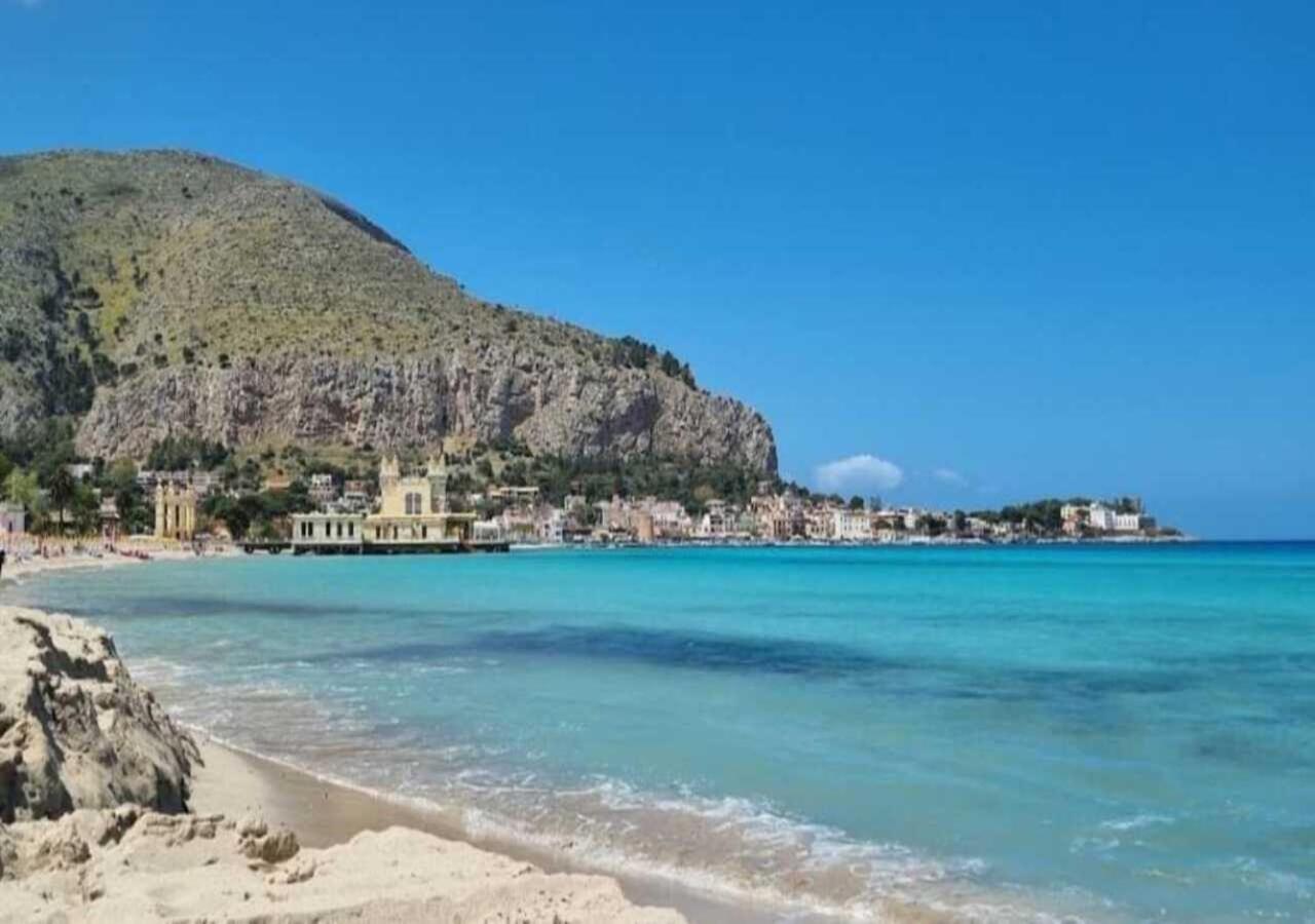 קאריני Casa Vacanza A 11 Km Dall'Aeroporto Di Palermo מראה חיצוני תמונה