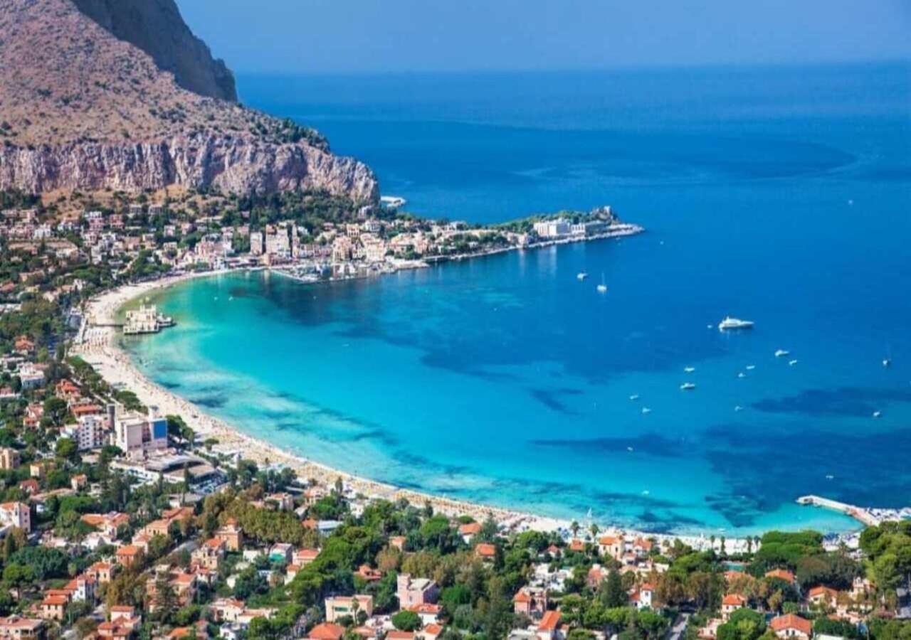 קאריני Casa Vacanza A 11 Km Dall'Aeroporto Di Palermo מראה חיצוני תמונה